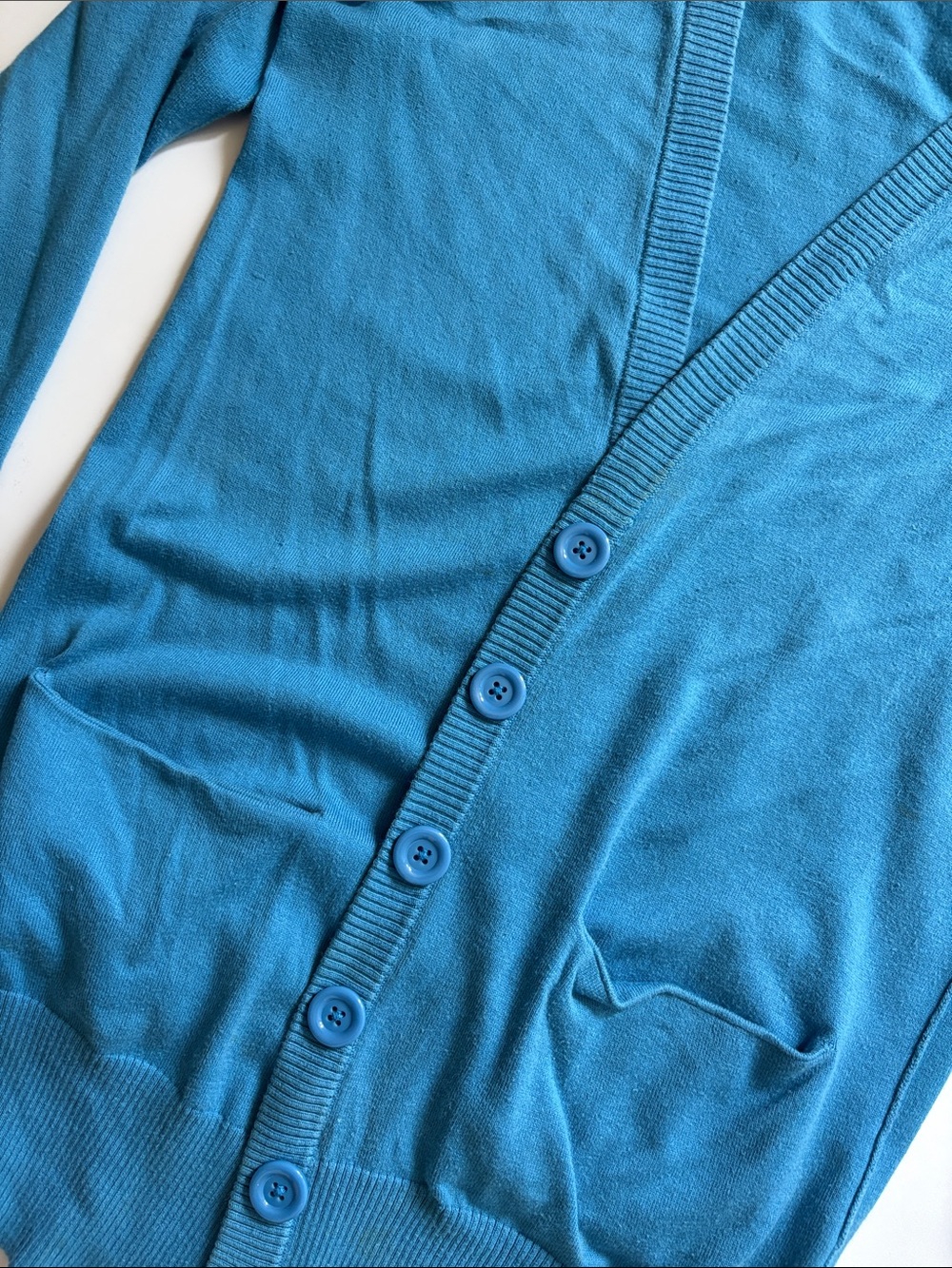 Super cute baby blue Anne Klein long cardigan with pockets